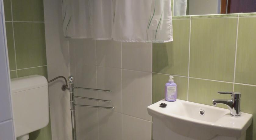 Galagonyas Apartman Eger Rom bilde