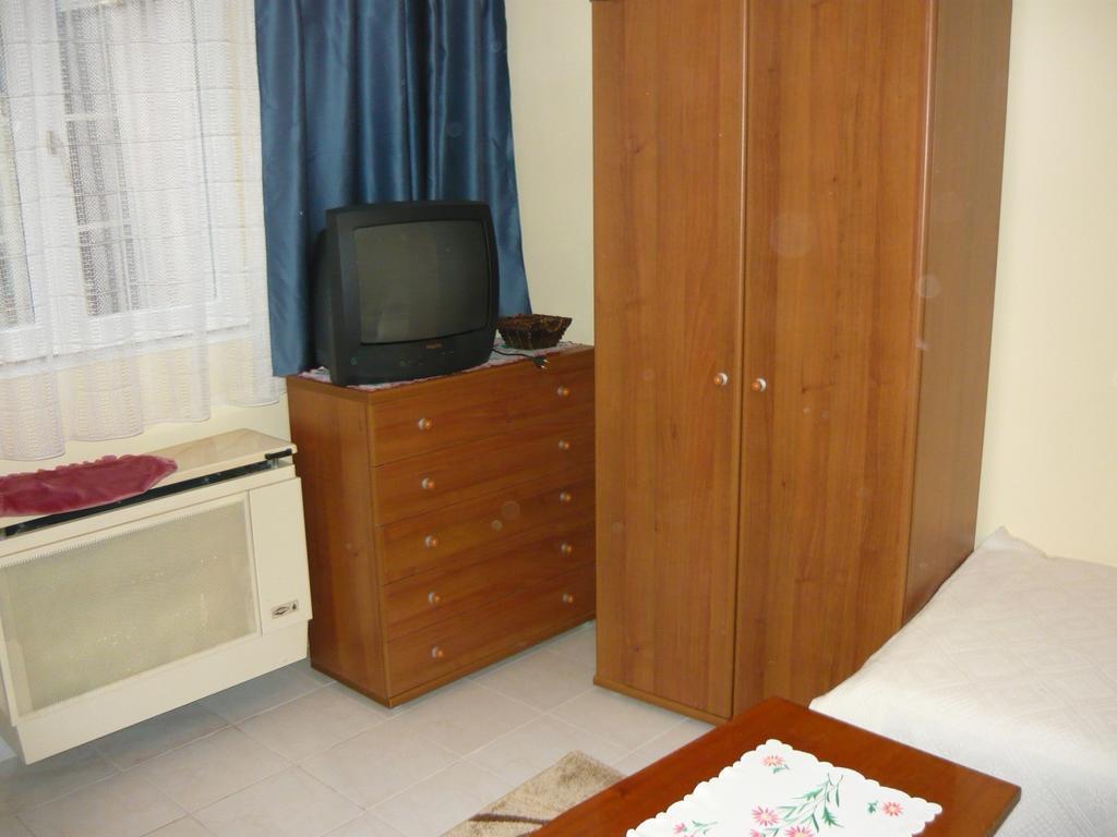 Galagonyas Apartman Eger Rom bilde
